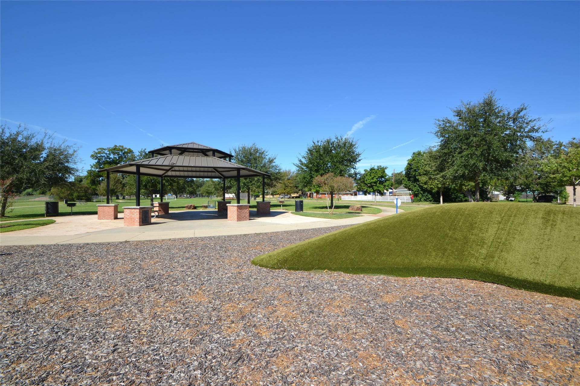 406 PINE Street, Sugar Land, TX 77498