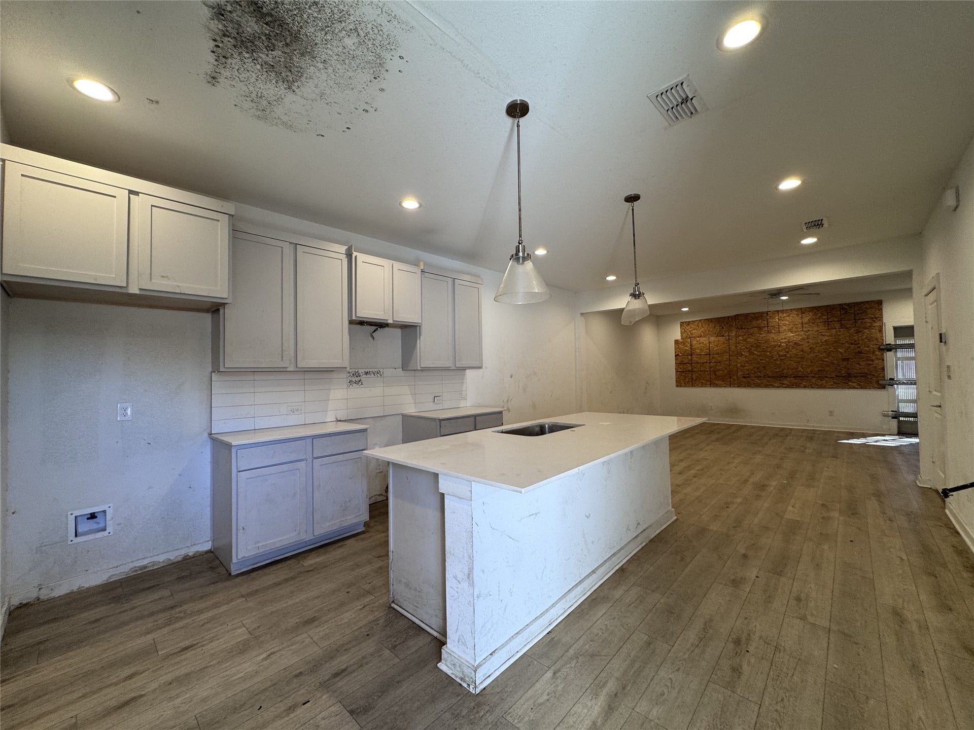 3012 Anita Street, Houston, TX 77004 3012 Anita Street, Houston, TX 77004