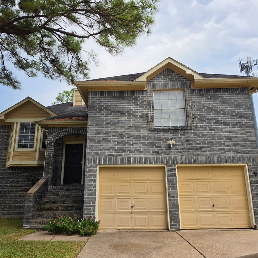 Property photo for 1806 Northcliff Place, Sugar Land, TX