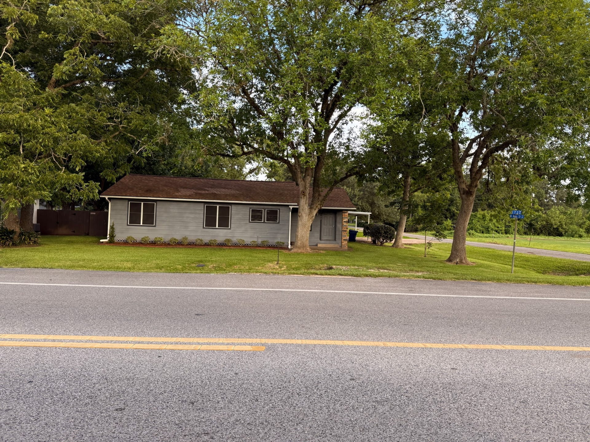 1102 E 2nd Street, Sweeny, TX 77480 1102 E 2nd Street, Sweeny, TX 77480