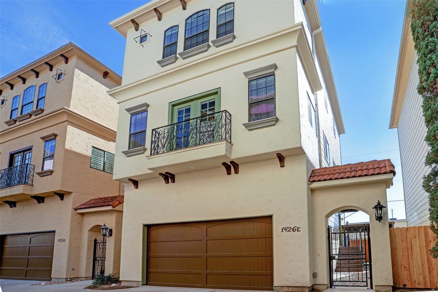 Property photo for 1426 W 21st Street, #E, Houston, TX