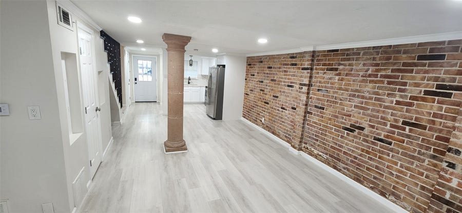 Property photo for 12 Hyde Park blvd, #7, Houston, TX