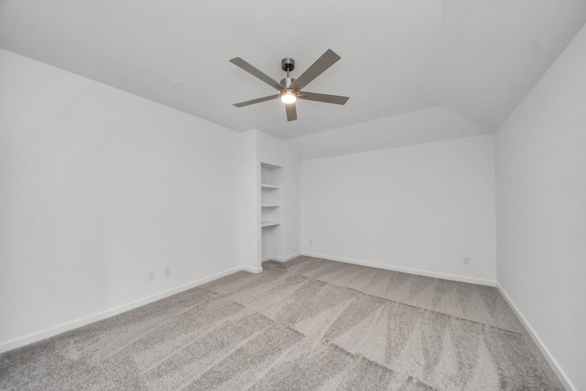 2065 Corn Thistle Way, Magnolia, TX 77355