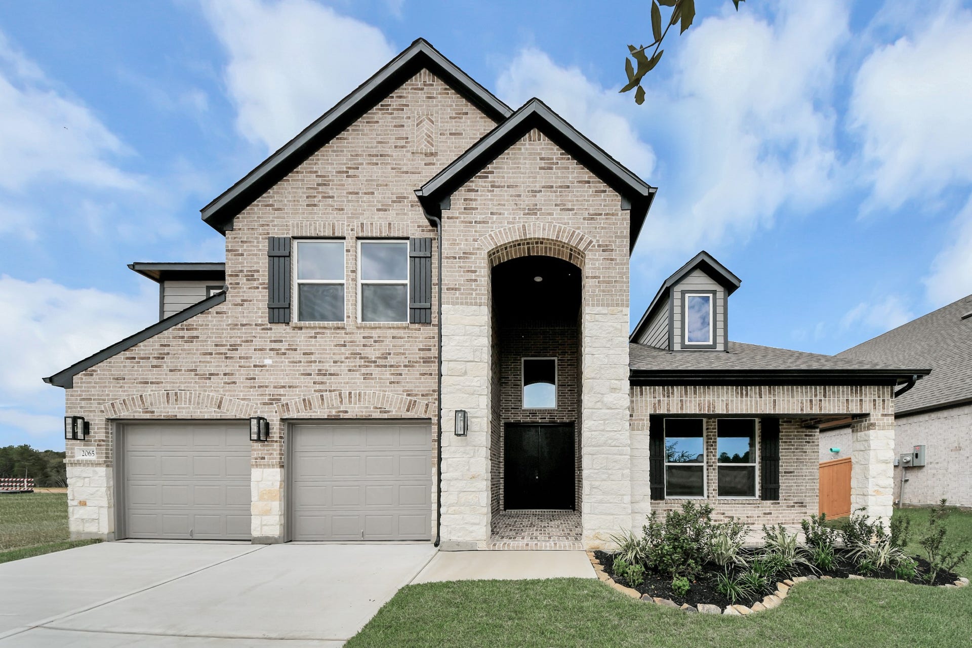 2065 Corn Thistle Way, Magnolia, TX 77355