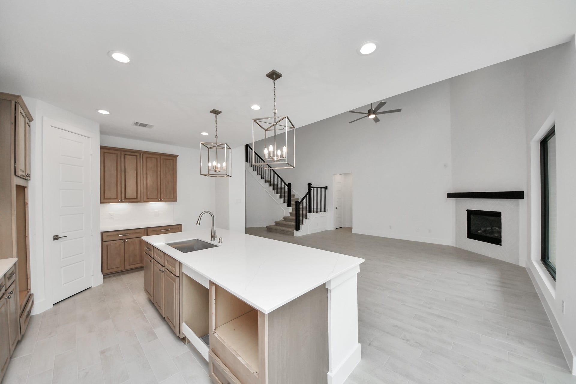 2065 Corn Thistle Way, Magnolia, TX 77355