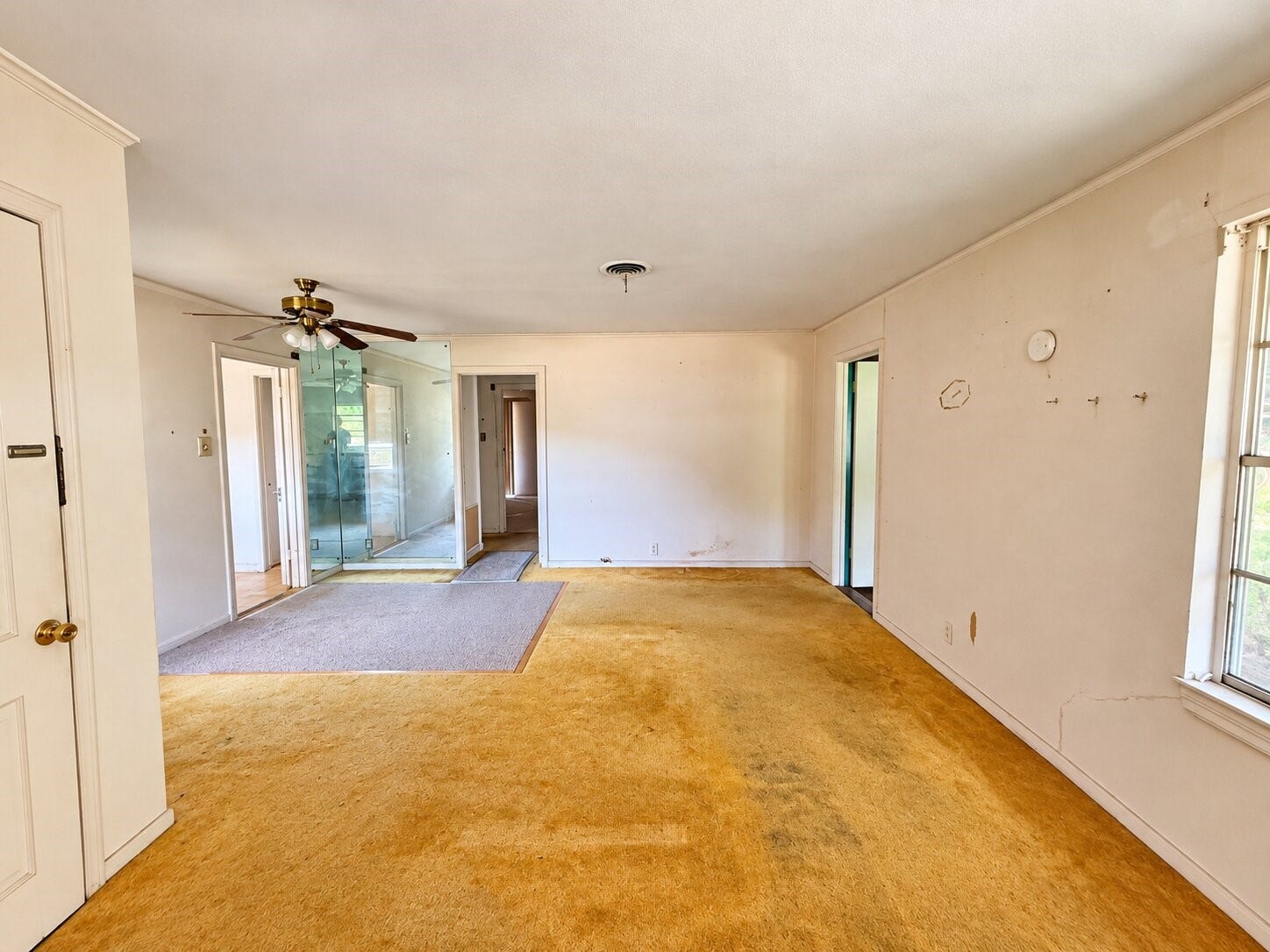 5551 Aspen Street, Houston, TX 77081 5551 Aspen Street, Houston, TX 77081