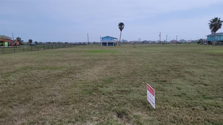 Property photo for 4003 2nd Street, Galveston, TX