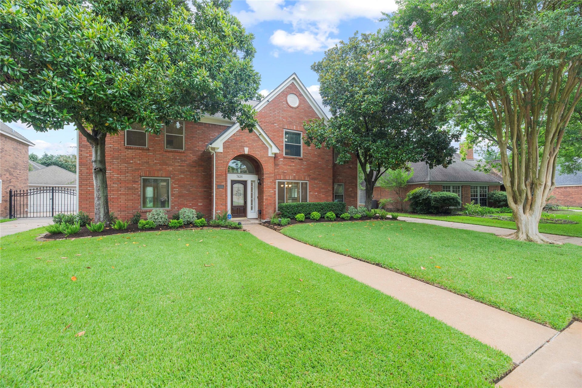 7426 Foxton Place Court, Houston, TX 77095 Some valuable updates may not reveal themselves at first glance: roof replaced Jan 2021, Window World vinyl double-pane windows, including select sliders, installed Oct 2020, upstairs & downstairs A/C condenser units & evaporator coils replaced June 2019, both heaters replaced in 2005 & water heater replaced June 2013. Extras include 4 wired outdoor cameras w/app monitoring, a wireless weather station w/2 displays, custom window coverings & 3 combination smoke/CO detectors installed Jan 2026.