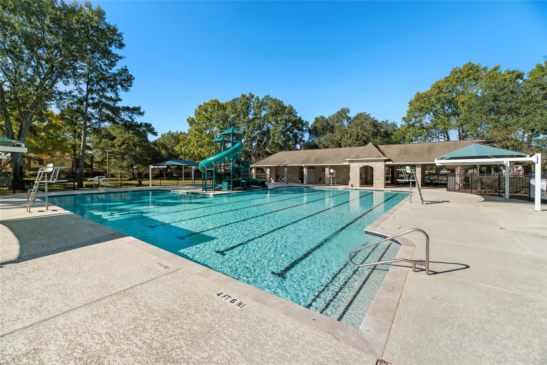7426 Foxton Place Court, Houston, TX 77095 Dedicated lap lanes make it easy to stay active, while shaded seating areas offer a comfortable place to relax poolside.