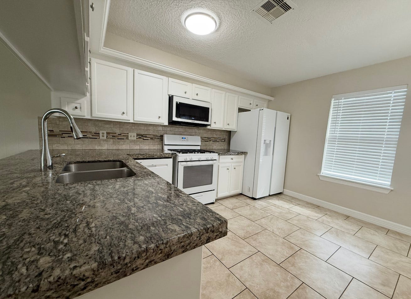 23103 Berry Pine Drive, Spring, TX 77373 23103 Berry Pine Drive, Spring, TX 77373