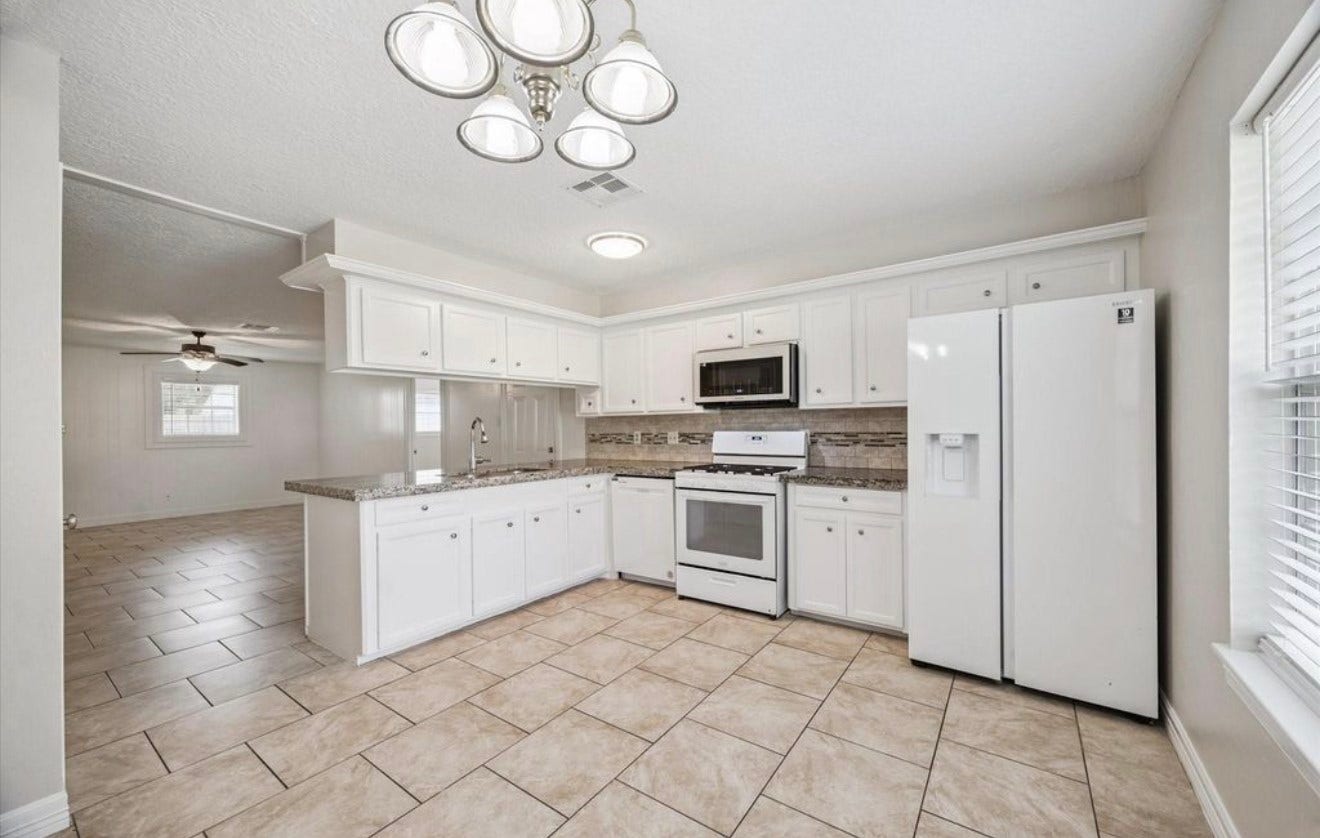23103 Berry Pine Drive, Spring, TX 77373 23103 Berry Pine Drive, Spring, TX 77373