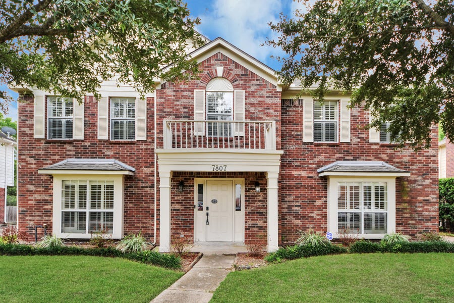 Property photo for 7807 Leaf Point Court, Houston, TX