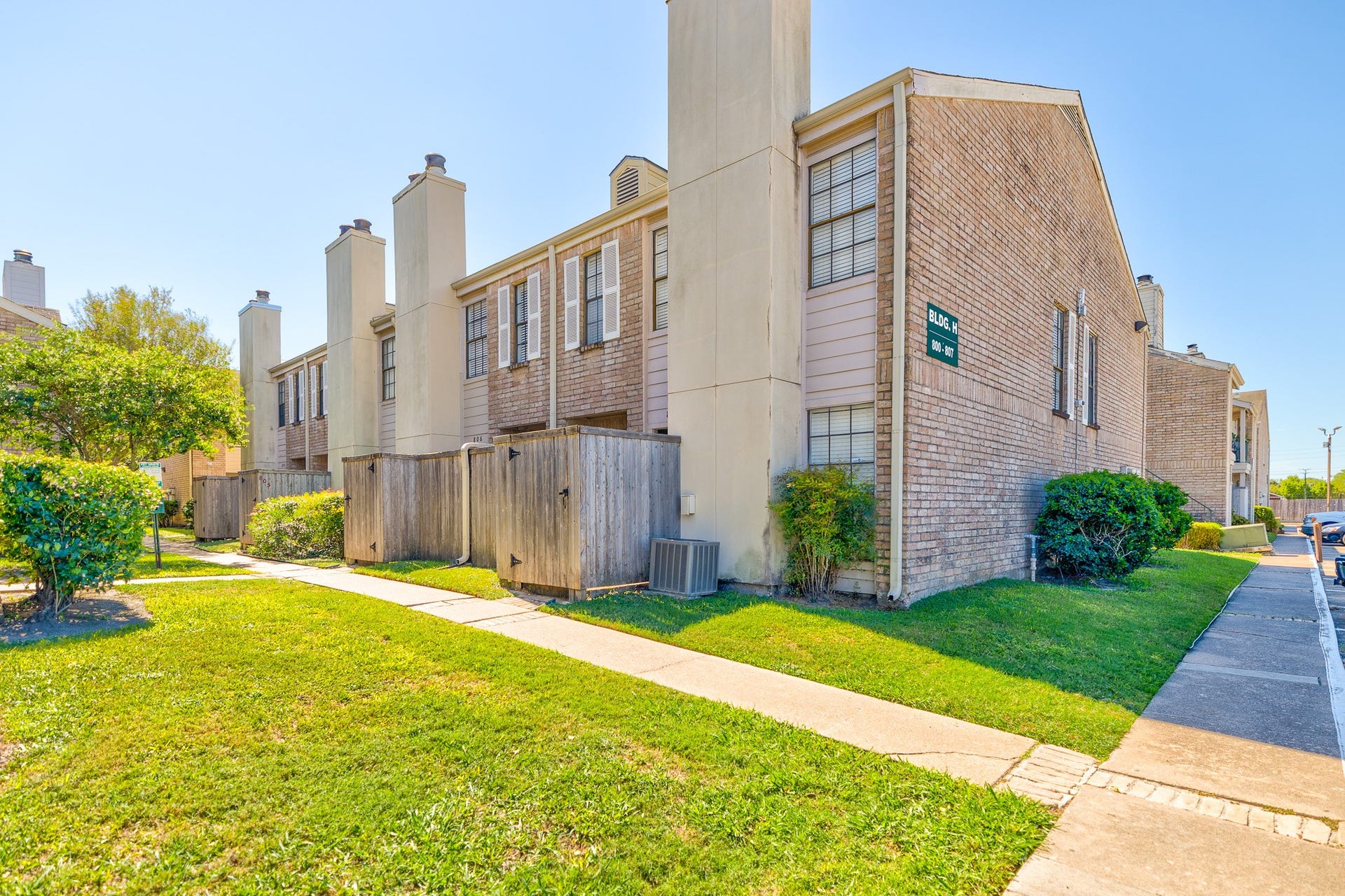 14600 Fonmeadow Drive, #807, Houston, TX 77035