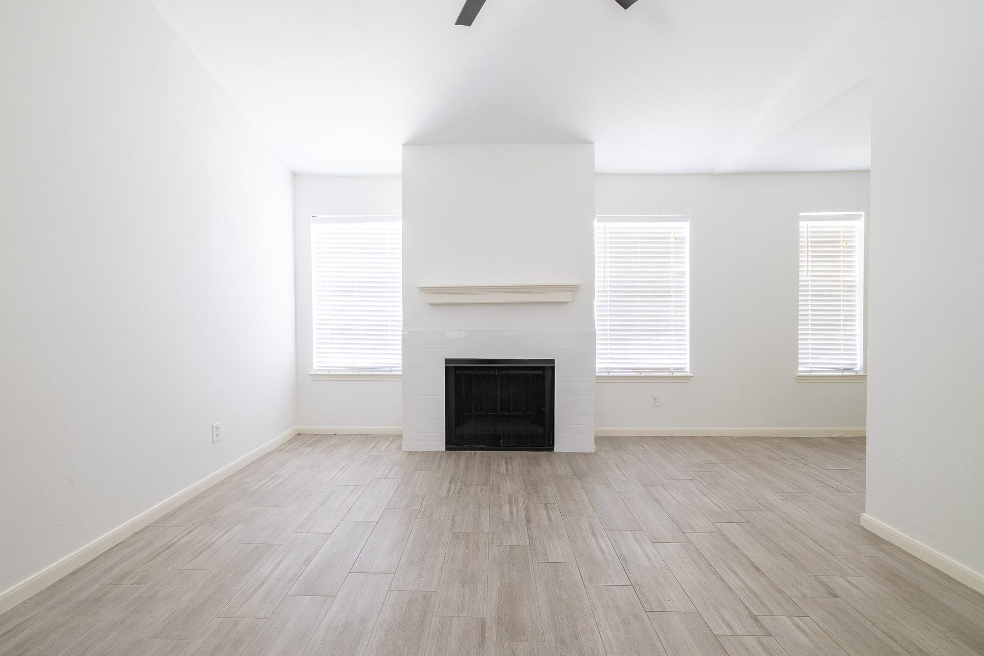 14600 Fonmeadow Drive, #807, Houston, TX 77035