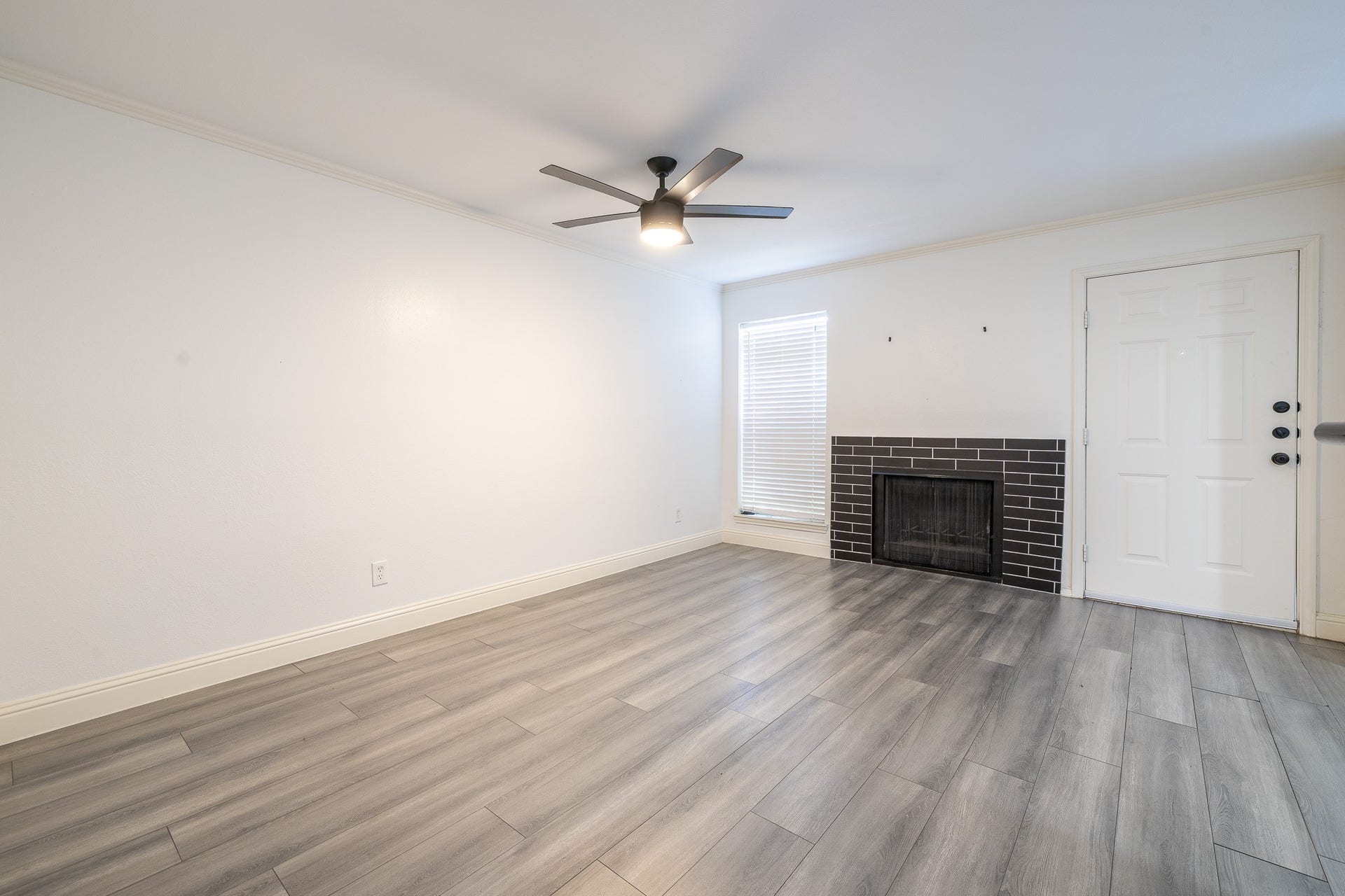 14600 Fonmeadow Drive, #807, Houston, TX 77035