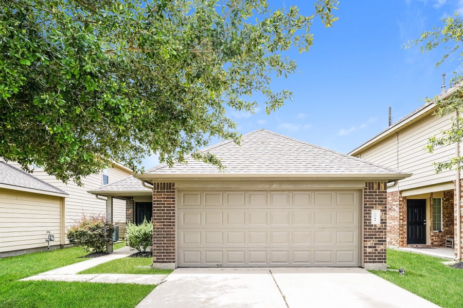 Property photo for 5511 Long Arbor Lane, Katy, TX