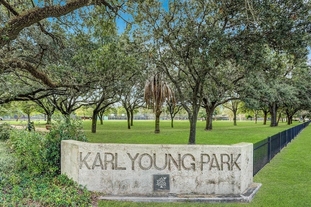 3510 N Braeswood Boulevard, Houston, TX 77025 Several parks close by such as Karl Young Park