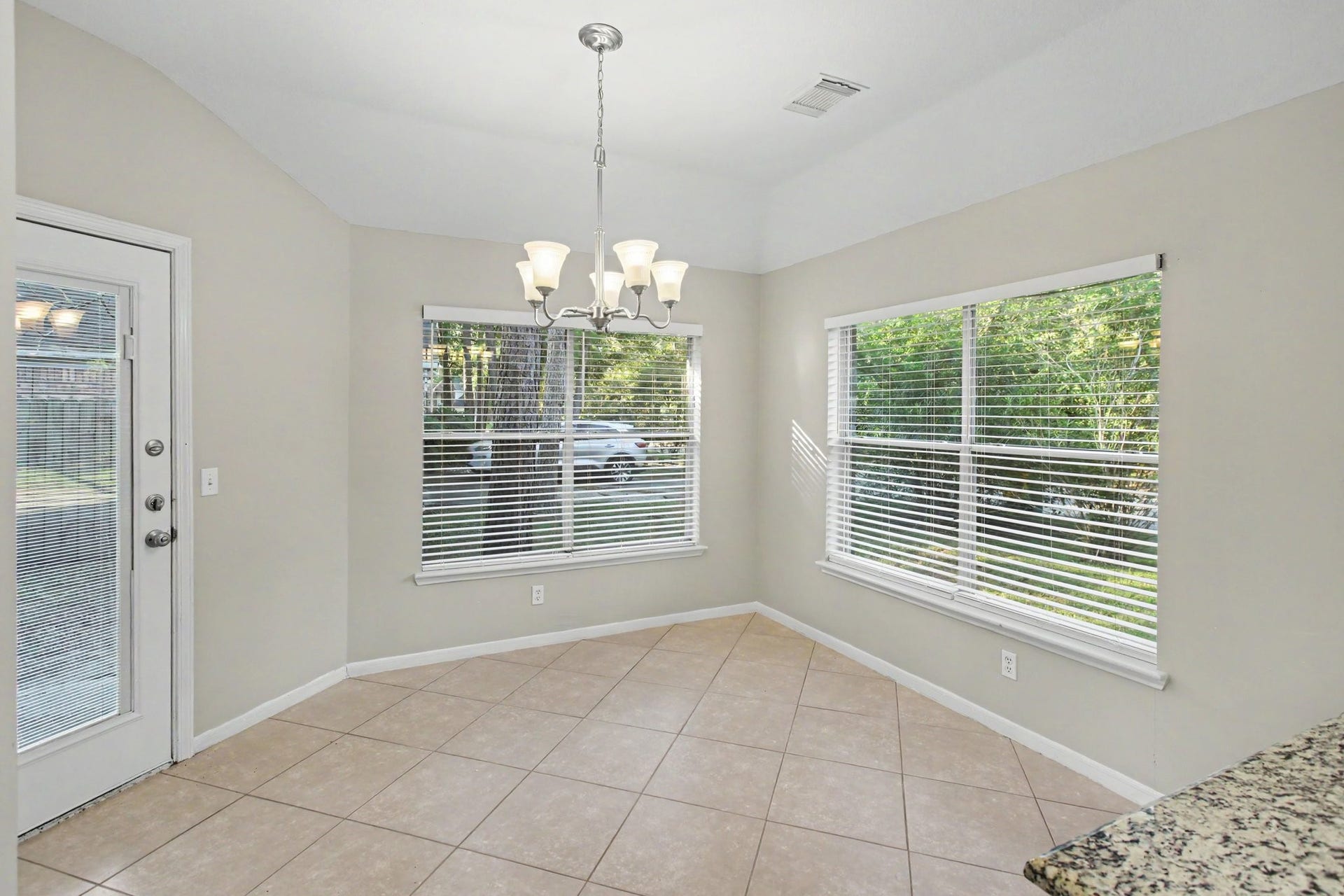 86 N Lace Arbor Drive, The Woodlands, TX 77382 86 N Lace Arbor Drive, The Woodlands, TX 77382