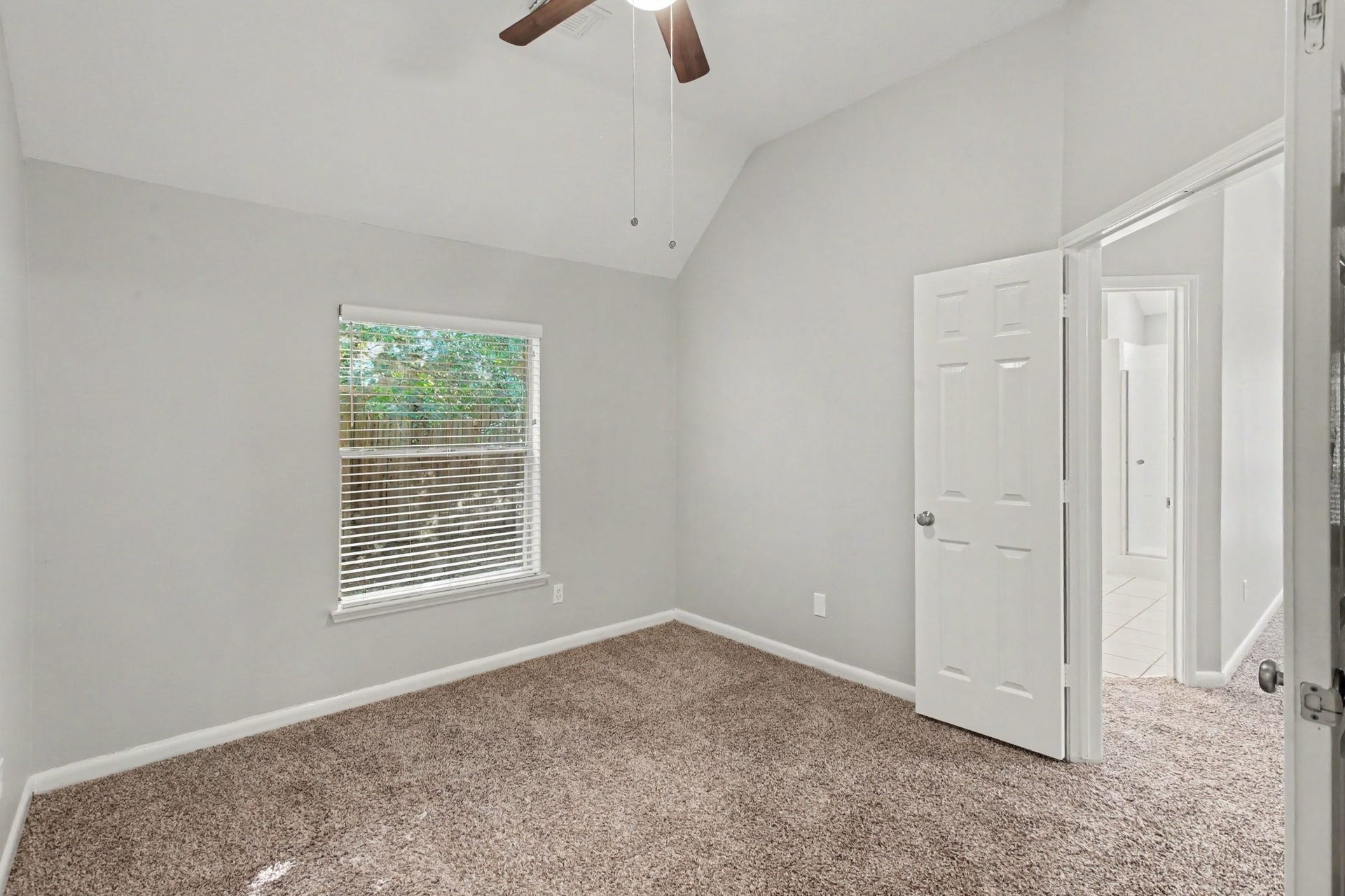 86 N Lace Arbor Drive, The Woodlands, TX 77382 86 N Lace Arbor Drive, The Woodlands, TX 77382