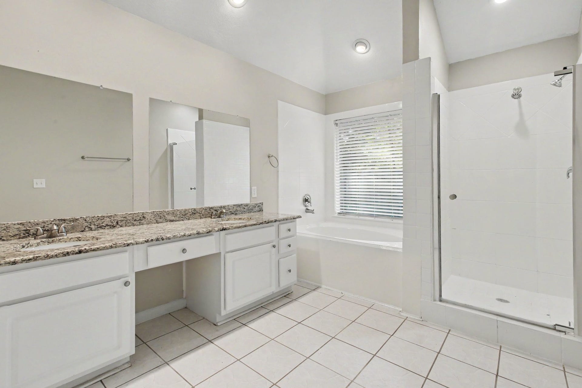 86 N Lace Arbor Drive, The Woodlands, TX 77382 86 N Lace Arbor Drive, The Woodlands, TX 77382