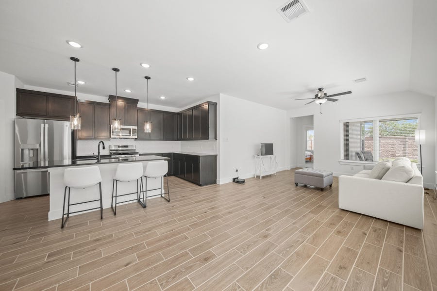 Property photo for 10111 Crescendo Way, Iowa Colony, TX