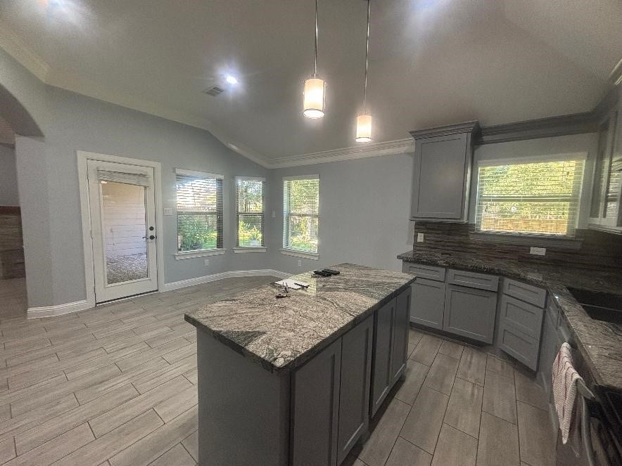 10002 Paintbrush Lane, Sugar Land, TX 77498 10002 Paintbrush Lane, Sugar Land, TX 77498