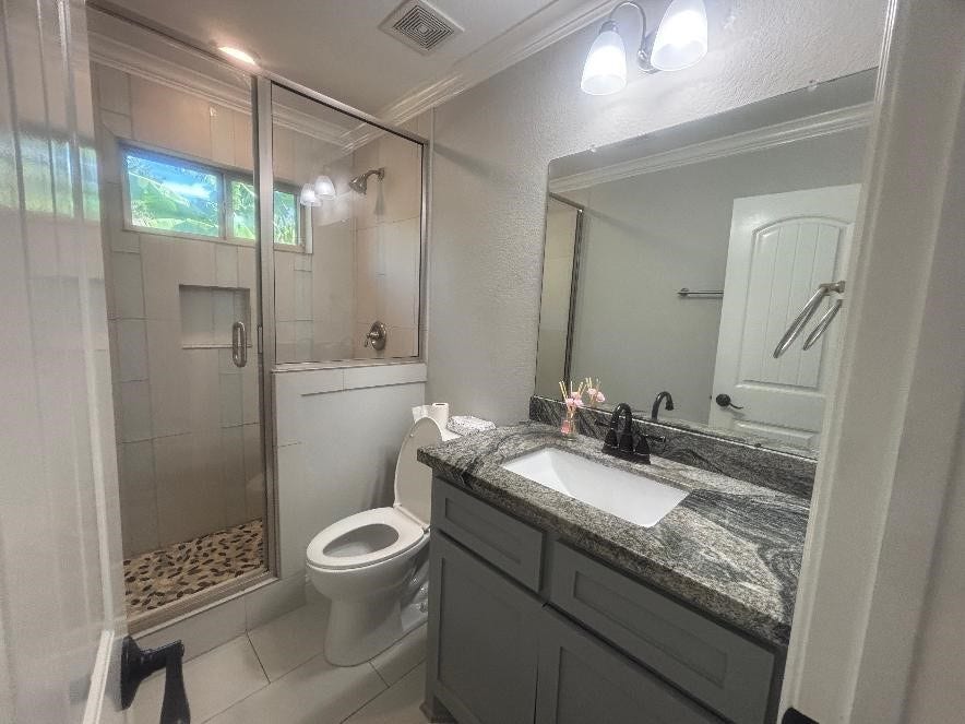 10002 Paintbrush Lane, Sugar Land, TX 77498 10002 Paintbrush Lane, Sugar Land, TX 77498