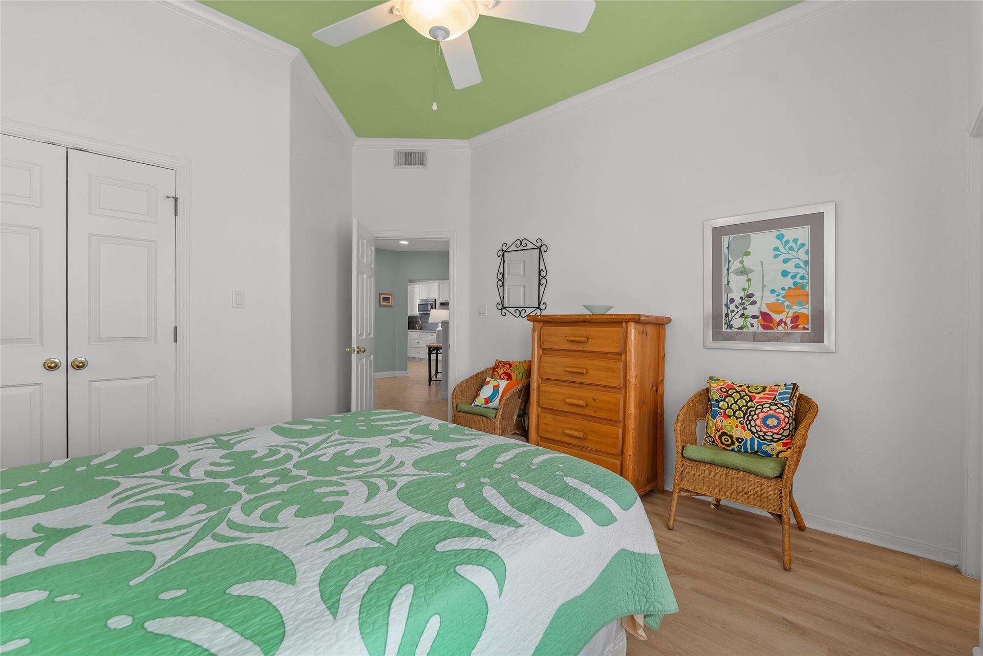 143 Isles End Road, Tiki Island, TX 77554 143 Isles End Road, Tiki Island, TX 77554