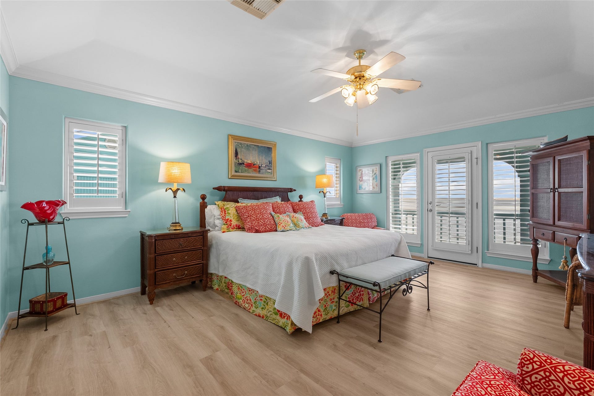 143 Isles End Road, Tiki Island, TX 77554 143 Isles End Road, Tiki Island, TX 77554