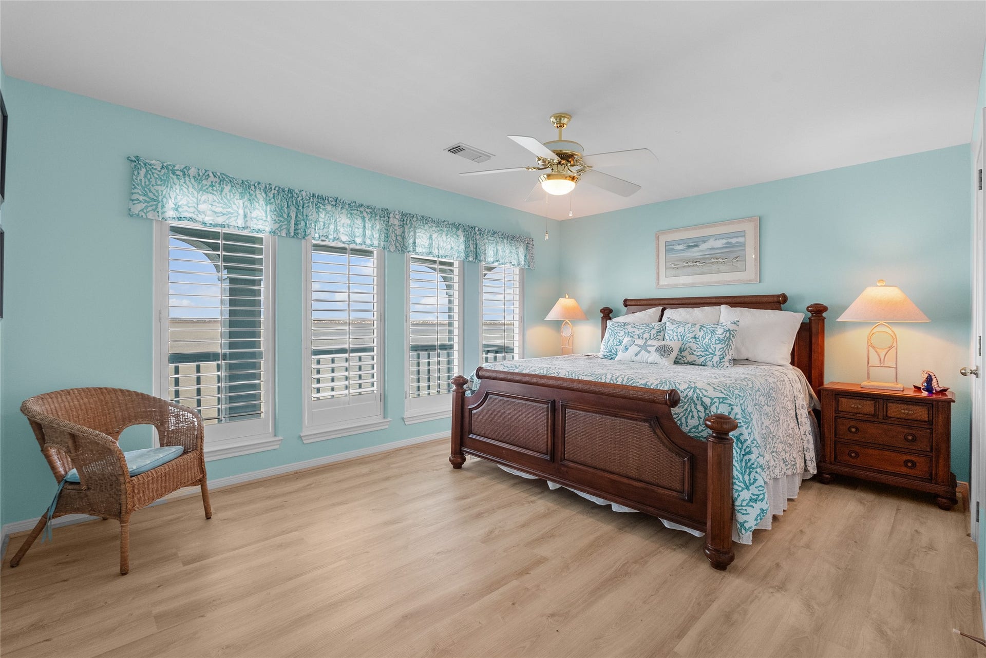 143 Isles End Road, Tiki Island, TX 77554 143 Isles End Road, Tiki Island, TX 77554