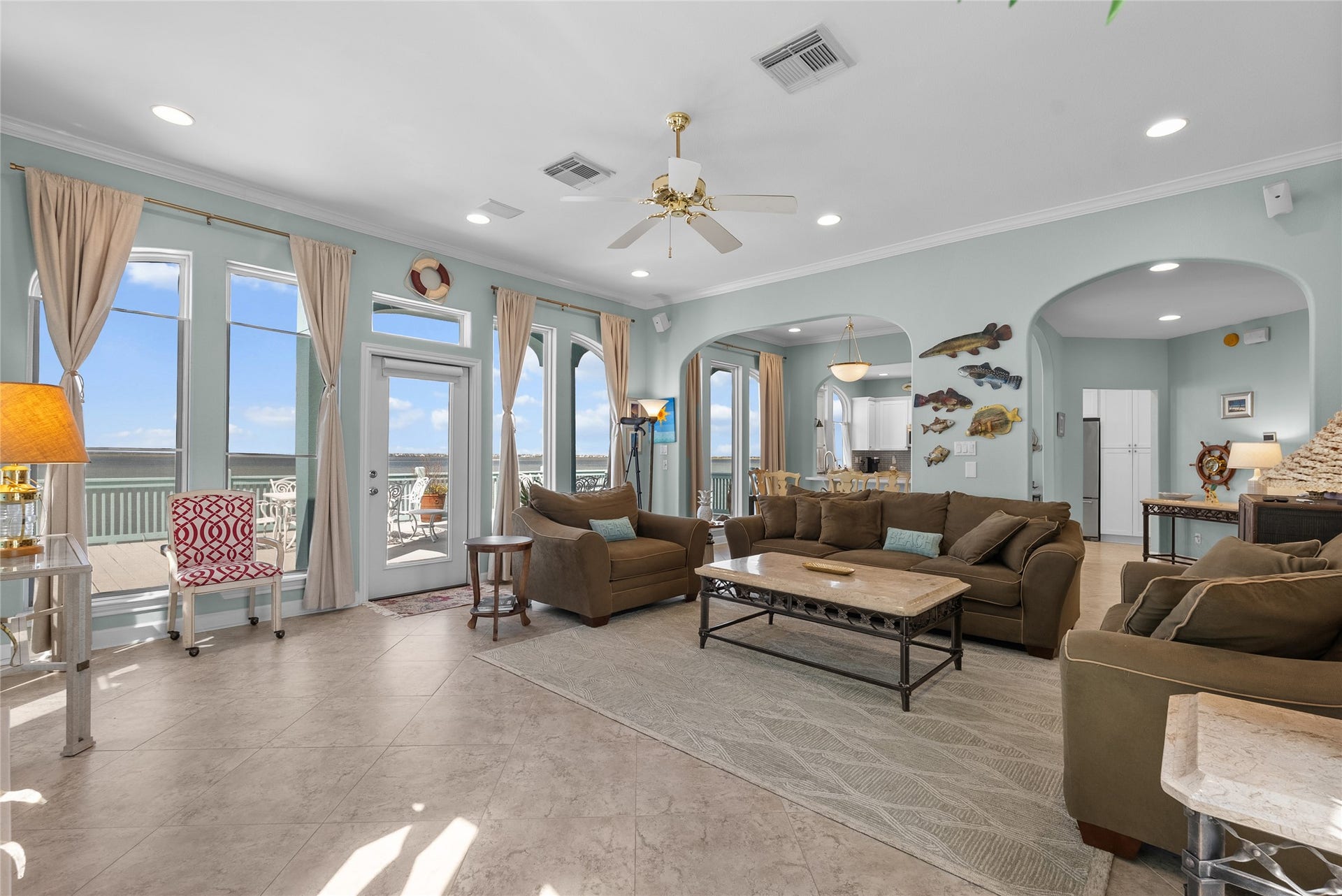 143 Isles End Road, Tiki Island, TX 77554 143 Isles End Road, Tiki Island, TX 77554