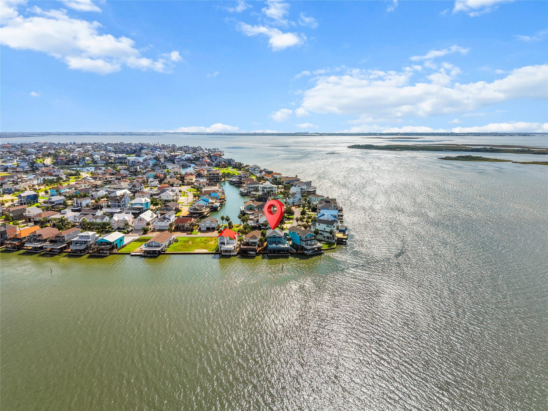 143 Isles End Road, Tiki Island, TX 77554 143 Isles End Road, Tiki Island, TX 77554