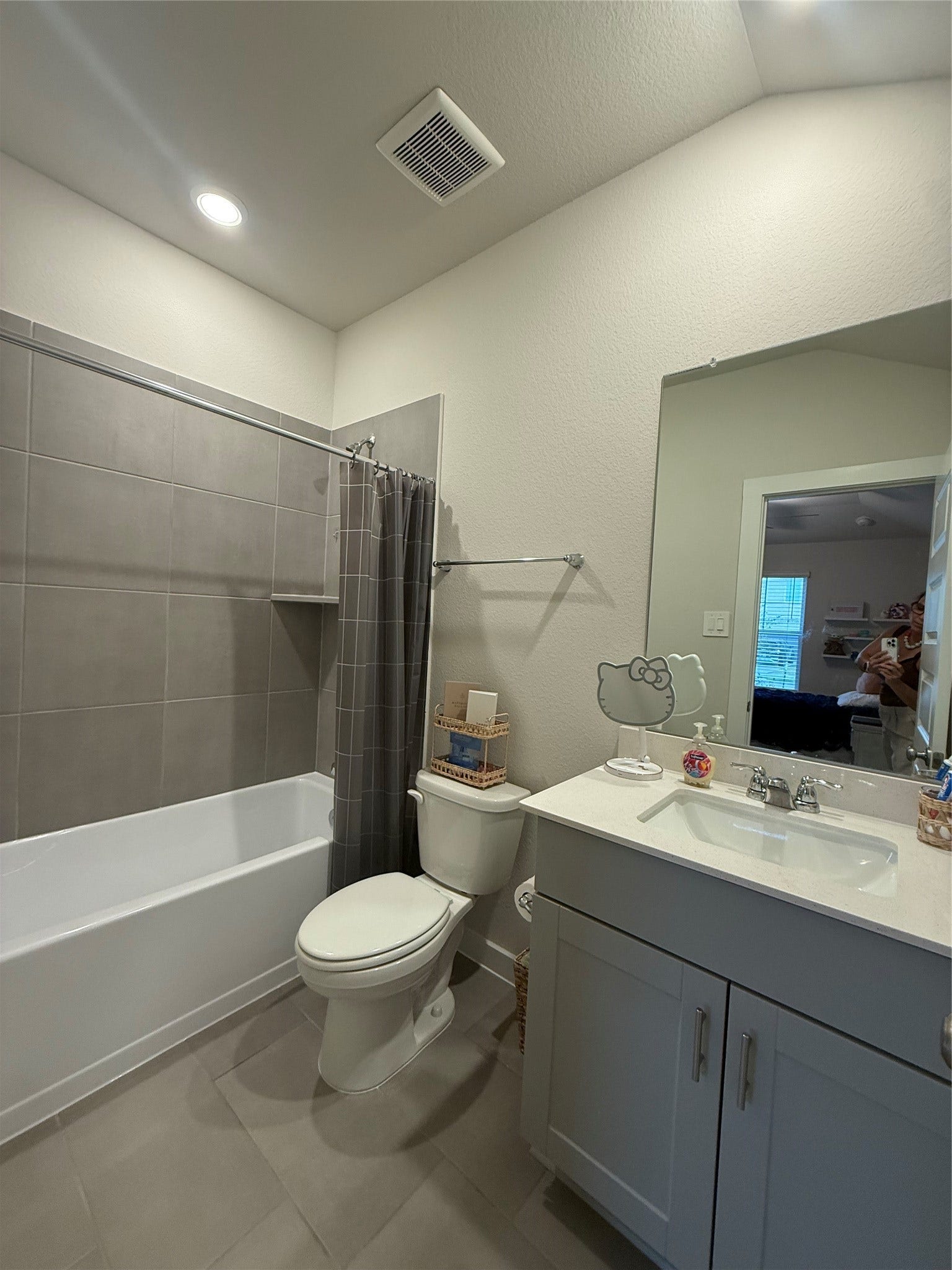 22406 Aster Way Lane, New Caney, TX 77357 Third Bathroom