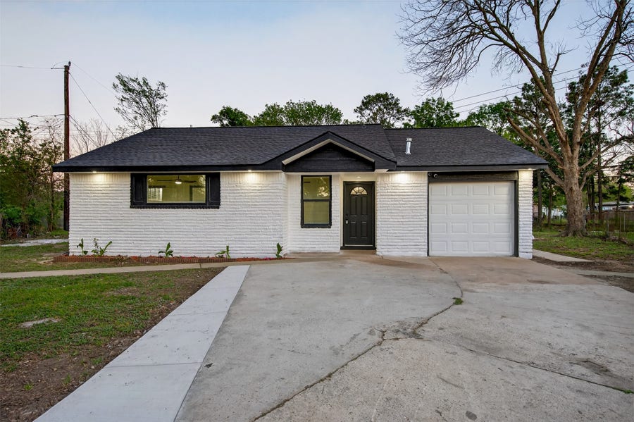 Property photo for 710 Knob Hollow Street, Channelview, TX