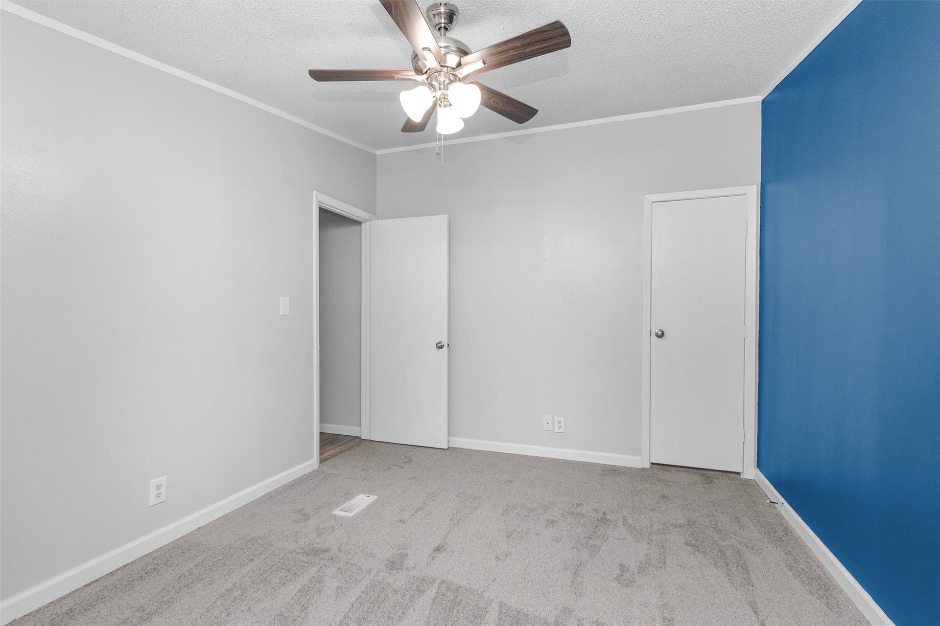 4621 Price Road, Montgomery, TX 77316 2nd bedroom