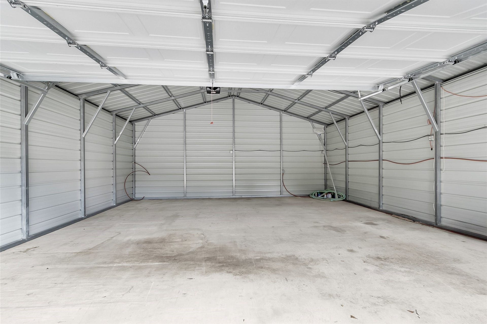 4621 Price Road, Montgomery, TX 77316 220V RV hook up on the backside