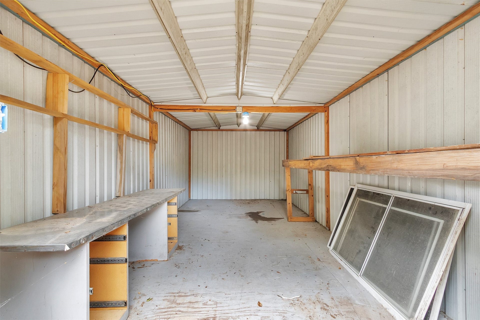 4621 Price Road, Montgomery, TX 77316 Great shed with electric and water just outside