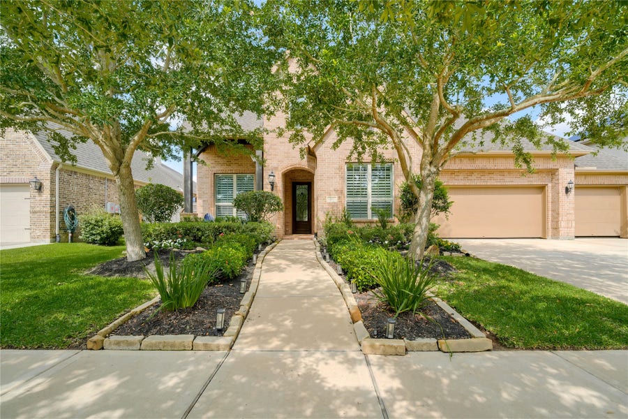 Property photo for 2315 Mountain Run Street, Missouri City, TX