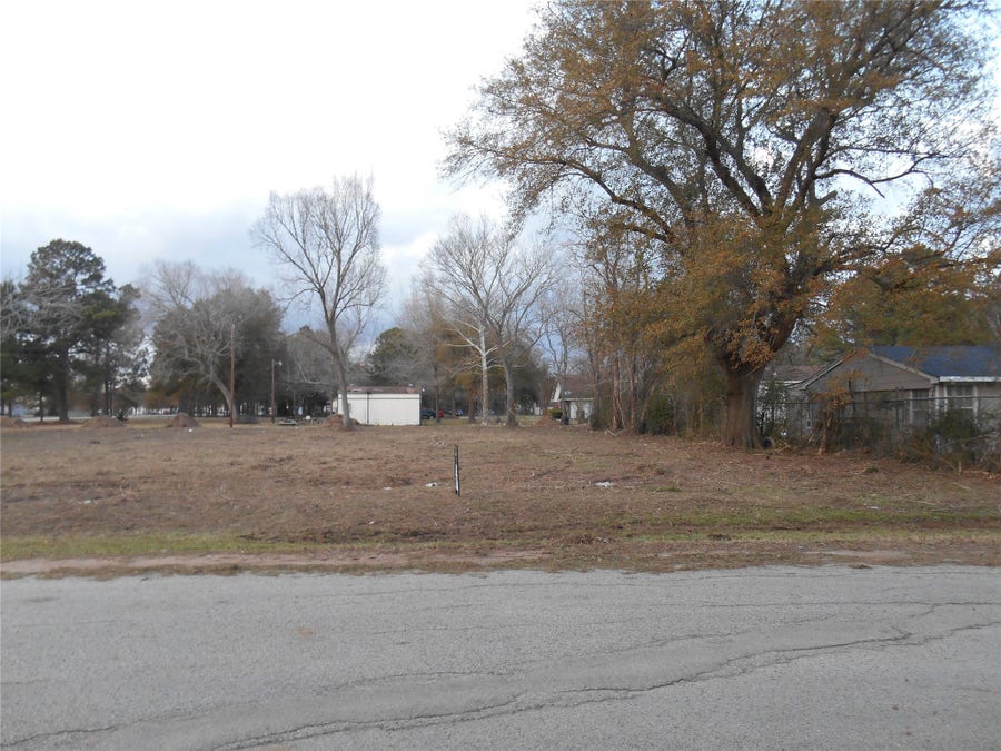 Property photo for 711 Azalea Street, Prairie View, TX