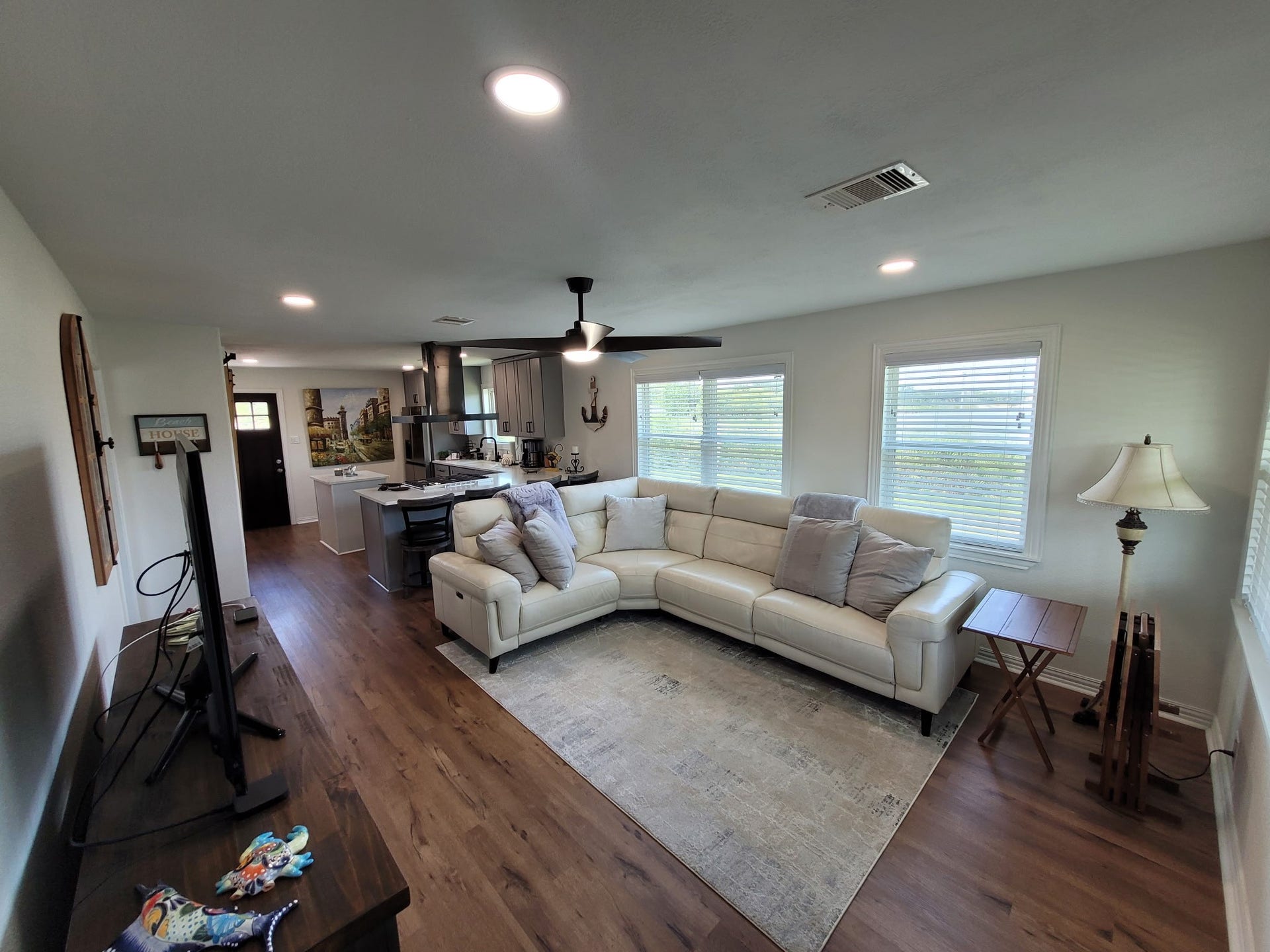 4139 Gum Drive, Dickinson, TX 77539 4139 Gum Drive, Dickinson, TX 77539