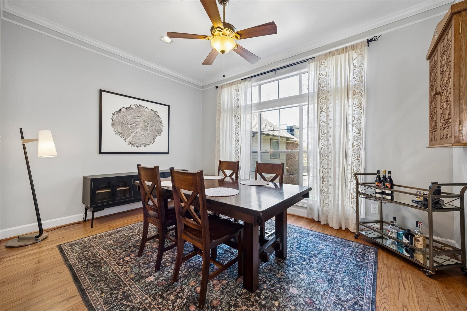 5111 Inker Street, #C, Houston, TX 77007 Adjacent to the kitchen and open to the living room is a spacious dining room. Large window for natural light.