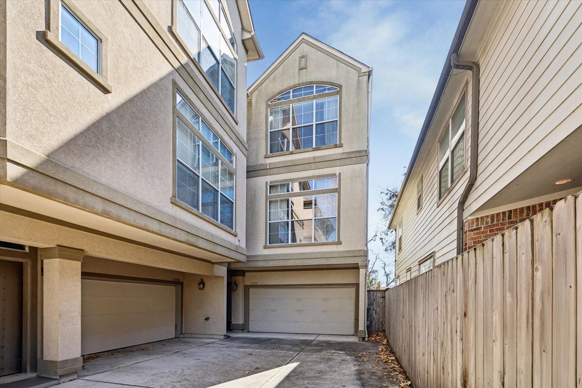 5111 Inker Street, #C, Houston, TX 77007 Just three properties with NO HOA, unit #C is free-standing. Stucco repairs and roof replacement 2026. Ready for you to move in.