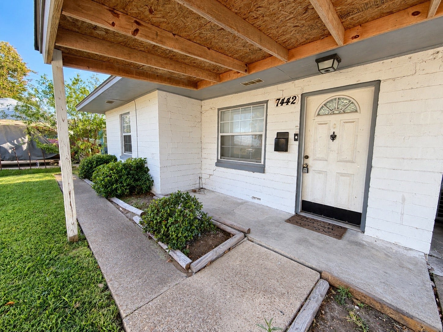7442 Allsup Street, Houston, TX 77061 Covered front porch, a nice spot for morning coffee.
