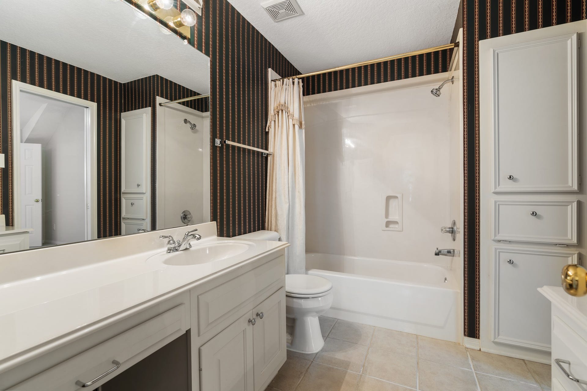 14420 Walters Road, #20, Houston, TX 77014 14420 Walters Road, #20, Houston, TX 77014