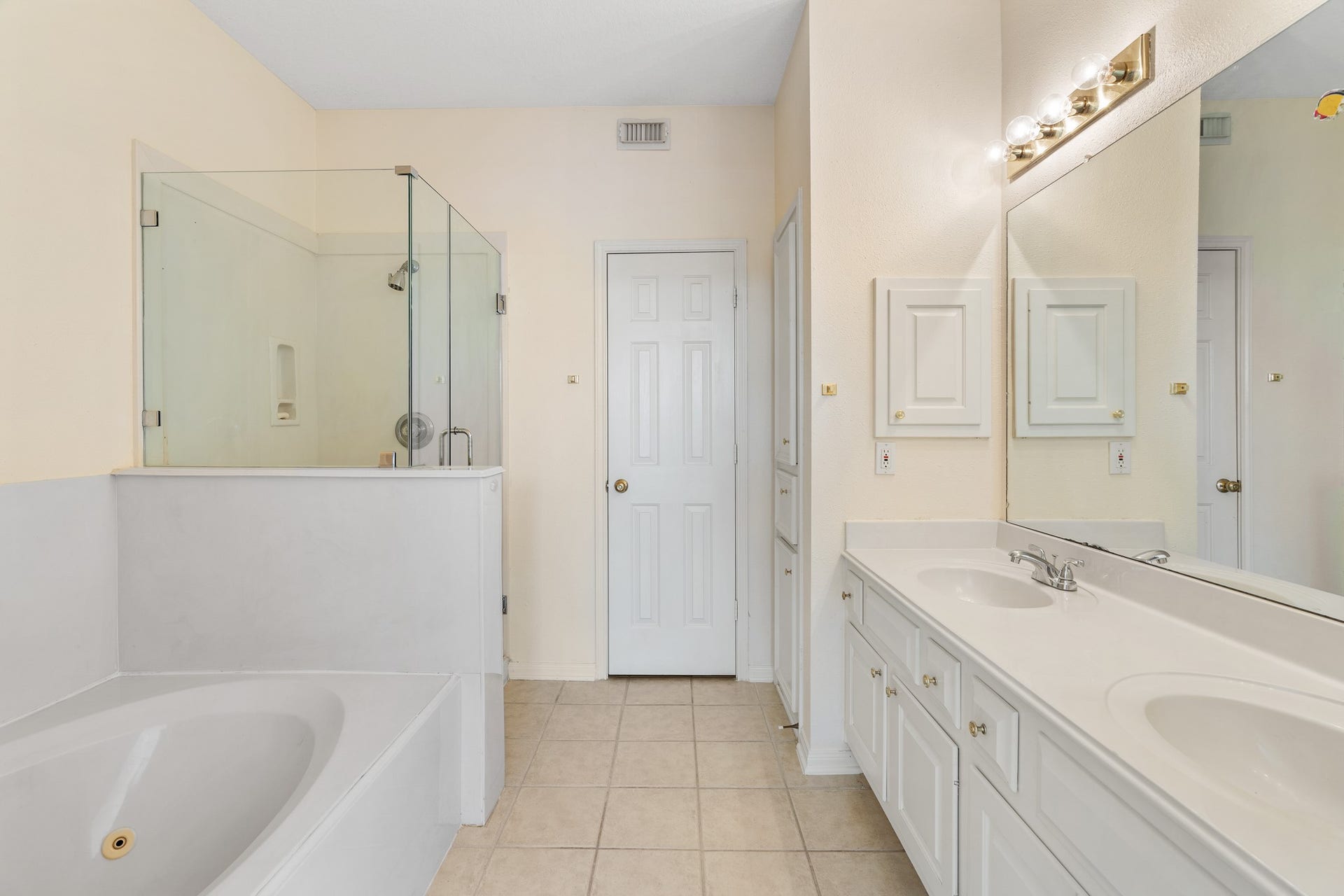 14420 Walters Road, #20, Houston, TX 77014 14420 Walters Road, #20, Houston, TX 77014