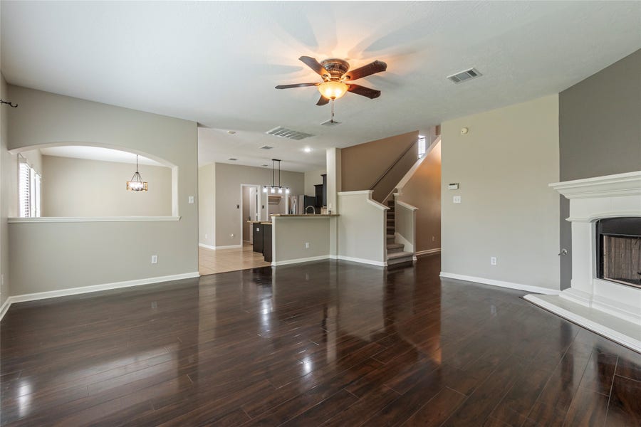 Property photo for 2535 Flycatcher Cove Drive, League City, TX