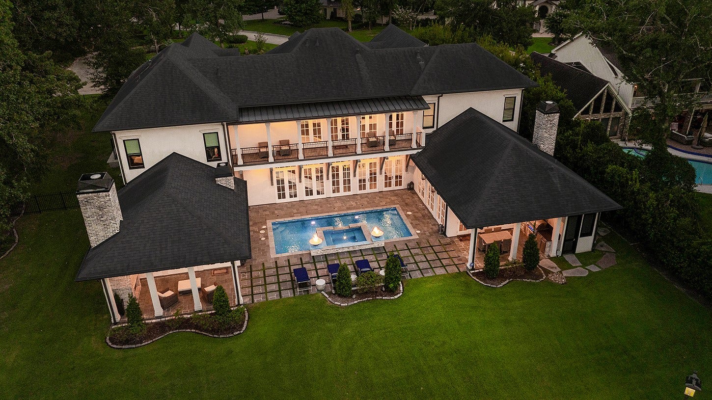 25 Doe Run Drive, The Woodlands, TX 77380 25 Doe Run Drive, The Woodlands, TX 77380