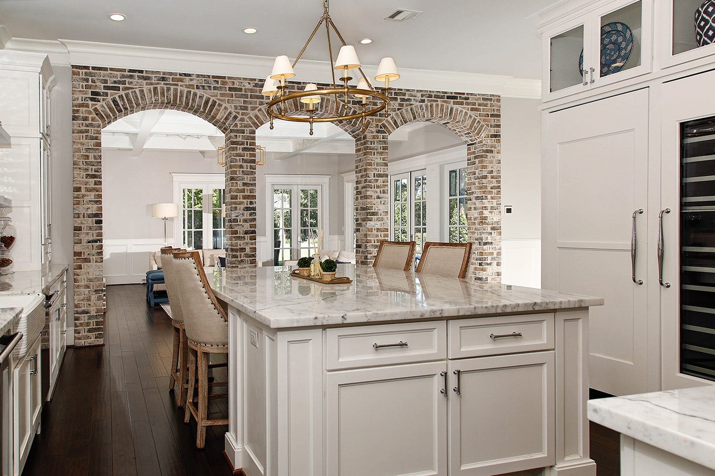 25 Doe Run Drive, The Woodlands, TX 77380 25 Doe Run Drive, The Woodlands, TX 77380