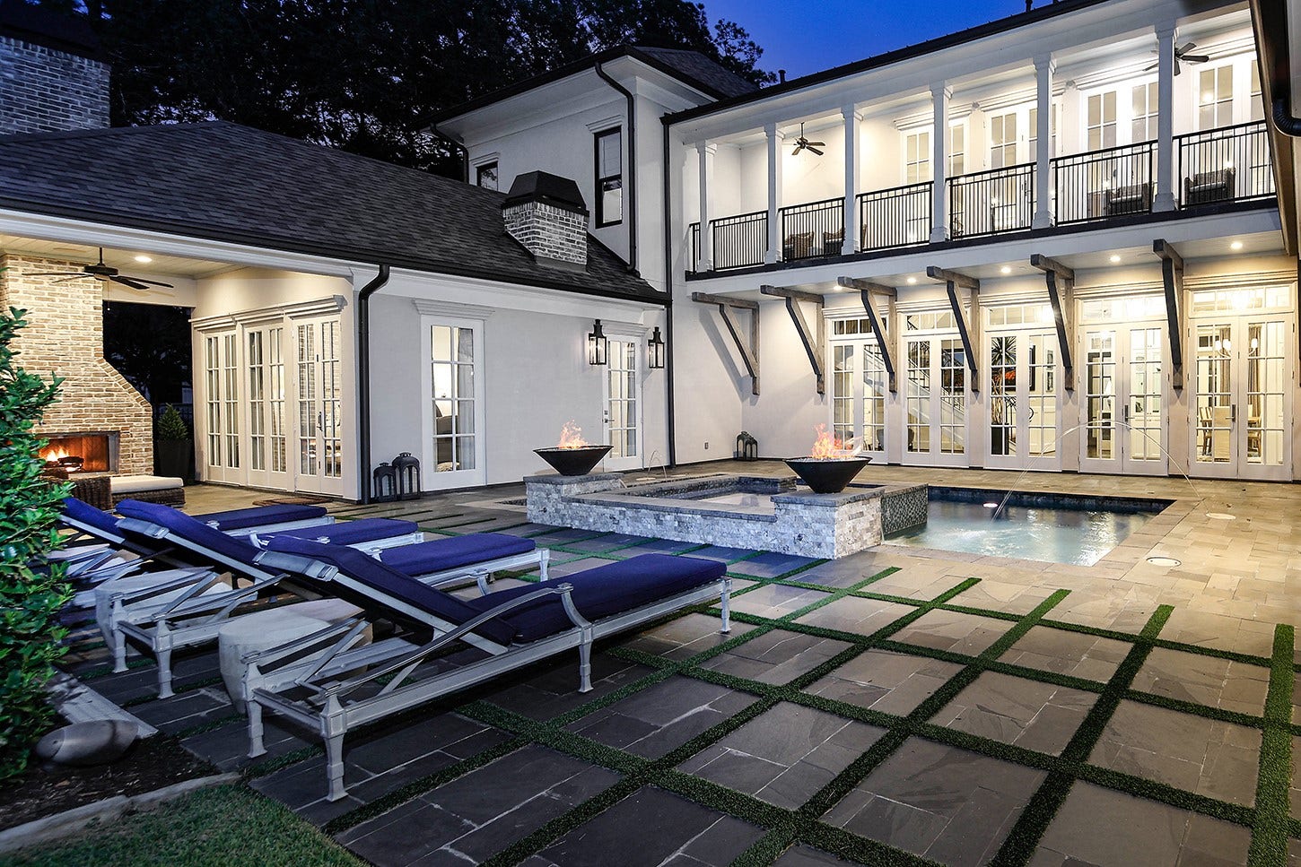 25 Doe Run Drive, The Woodlands, TX 77380 25 Doe Run Drive, The Woodlands, TX 77380
