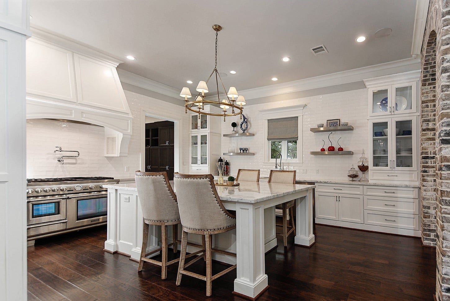 25 Doe Run Drive, The Woodlands, TX 77380 25 Doe Run Drive, The Woodlands, TX 77380